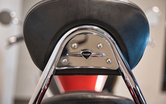 Gebrauchtmotorrad Triumph Rocket III Touring - Bild 17
