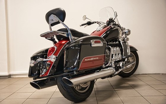 Gebrauchtmotorrad Triumph Rocket III Touring - Bild 6