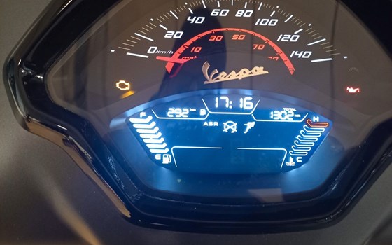 Gebrauchtmotorrad Vespa GTS 125 i.e. Super Sport - Bild 20