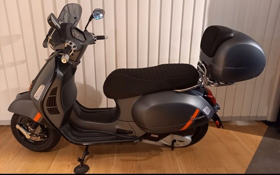 Gebrauchtmotorrad Vespa GTS 125 i.e. Super Sport - Bild 3