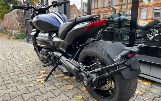 Gebrauchtmotorrad Triumph Rocket 3 Storm R - Bild 5
