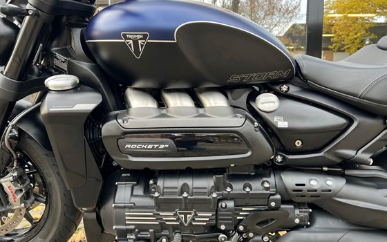 Gebrauchtmotorrad Triumph Rocket 3 Storm R - Bild 8