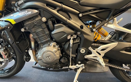 Gebrauchtmotorrad Triumph Speed Triple 1200 RS - Bild 18