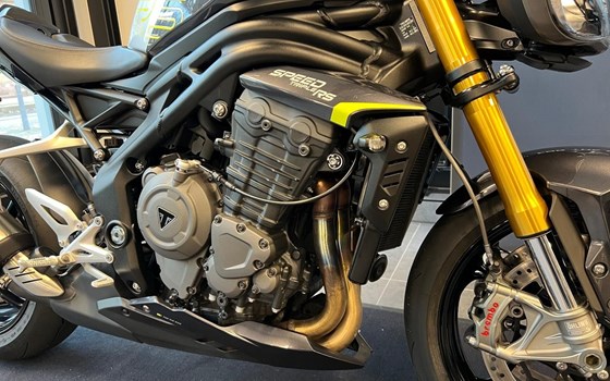 Gebrauchtmotorrad Triumph Speed Triple 1200 RS - Bild 5