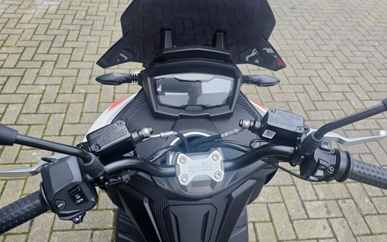 Neufahrzeug Aprilia SR GT 125 - Bild 12