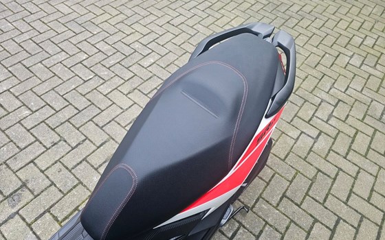 Neufahrzeug Aprilia SR GT 125 - Bild 14