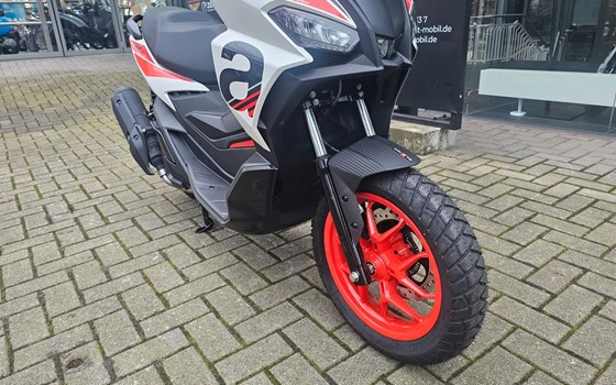 Neufahrzeug Aprilia SR GT 125 - Bild 6