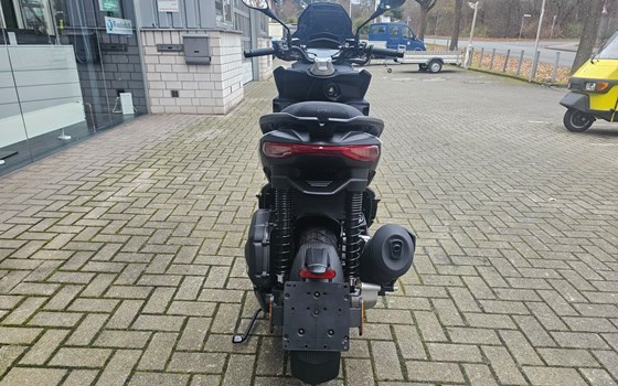 Neufahrzeug Aprilia SR GT 125 - Bild 8