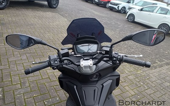 Neufahrzeug Aprilia SR GT Replica 200 - Bild 10