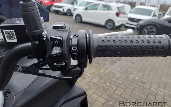 Neufahrzeug Aprilia SR GT Replica 200 - Bild 13