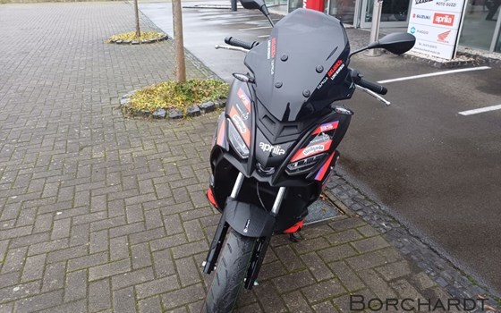 Neufahrzeug Aprilia SR GT Replica 200 - Bild 9