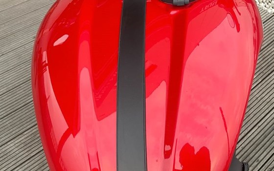 Gebrauchtmotorrad Triumph Rocket 3 R - Bild 12