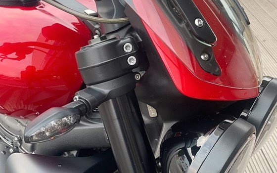 Gebrauchtmotorrad Triumph Rocket 3 R - Bild 9