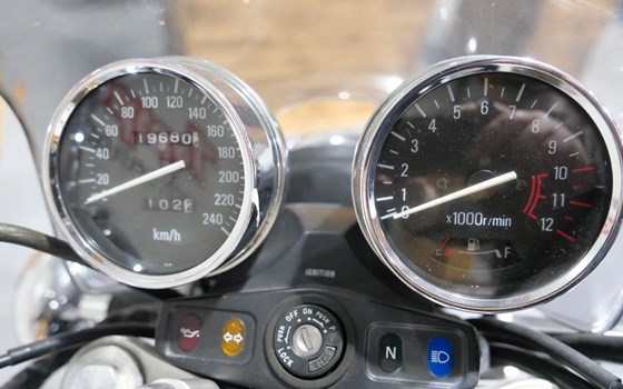 Gebrauchtmotorrad Kawasaki Zephyr 750 - Bild 6