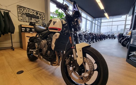 Gebrauchtmotorrad Triumph Trident 660 - Bild 1