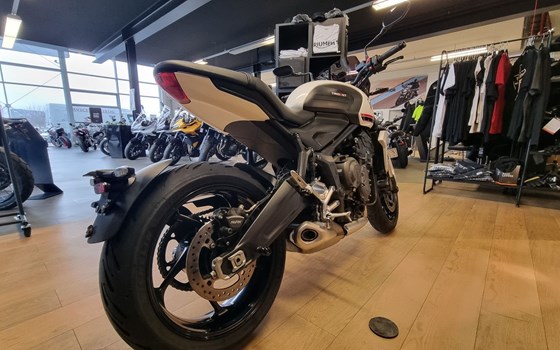 Gebrauchtmotorrad Triumph Trident 660 - Bild 3