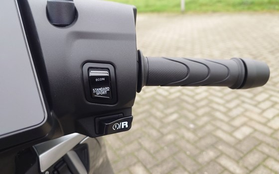 Gebrauchtmotorrad Honda CUV e: - Bild 11