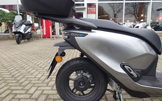 Gebrauchtmotorrad Honda CUV e: - Bild 2