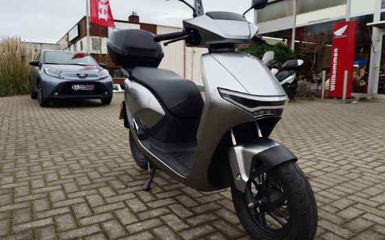 Gebrauchtmotorrad Honda CUV e: - Bild 4