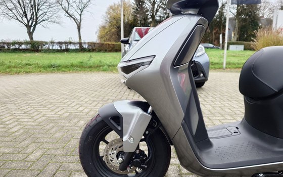 Gebrauchtmotorrad Honda CUV e: - Bild 7