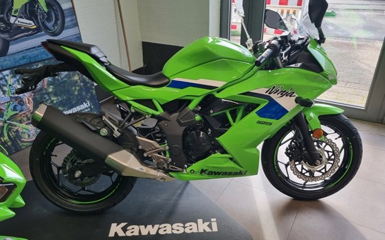 Neufahrzeug Kawasaki Ninja 125 - Bild 1