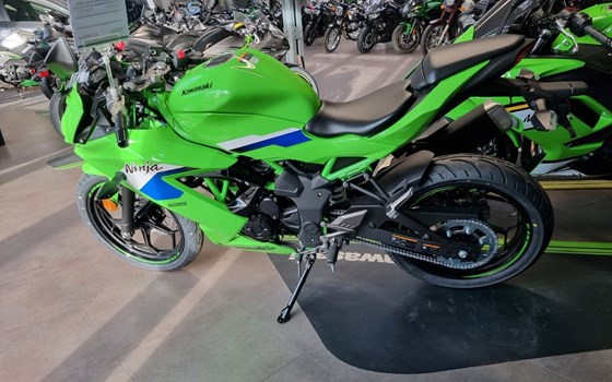 Neufahrzeug Kawasaki Ninja 125 - Bild 3