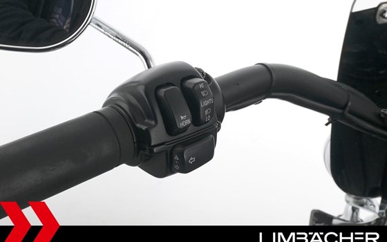 Gebrauchtmotorrad Harley-Davidson Softail Heritage Classic FLSTC - Bild 22