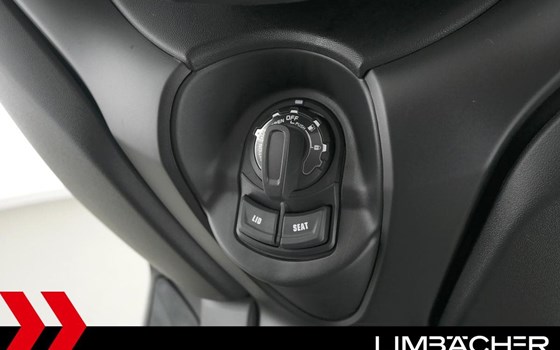 Gebrauchtmotorrad Yamaha XMAX 125 - Bild 15