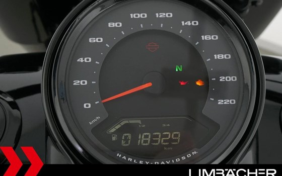 Gebrauchtmotorrad Harley-Davidson Softail Fat Boy 114 FLFBS - Bild 12