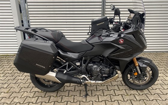 Gebrauchtmotorrad Honda NT1100 DCT Electronic Suspension - Bild 2