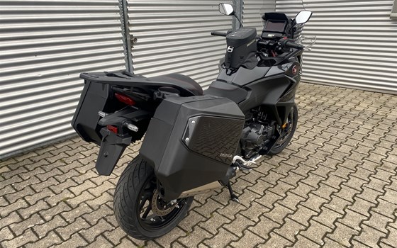 Gebrauchtmotorrad Honda NT1100 DCT Electronic Suspension - Bild 3