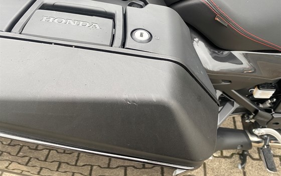 Gebrauchtmotorrad Honda NT1100 DCT Electronic Suspension - Bild 8