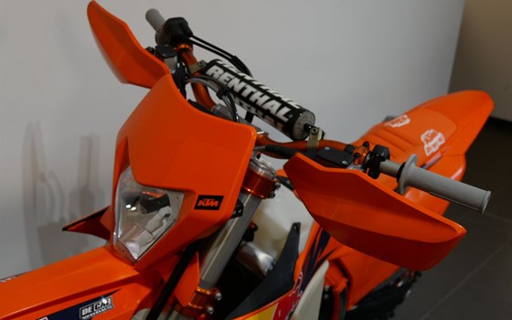 Gebrauchtmotorrad KTM 300 EXC SIX DAYS - Bild 11