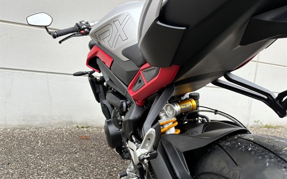 Neufahrzeug Triumph Street Triple 765 RX - Bild 11