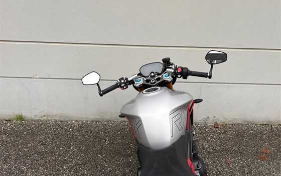 Neufahrzeug Triumph Street Triple 765 RX - Bild 12
