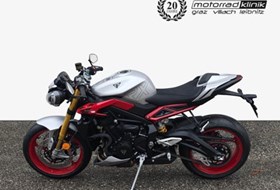 Triumph Street Triple 765 RX