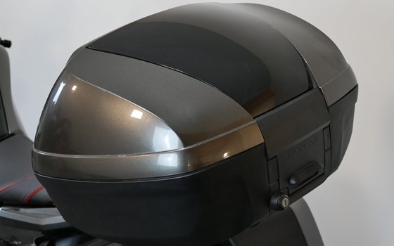 Gebrauchtmotorrad Honda VFR 1200 F - Bild 13