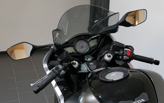 Gebrauchtmotorrad Honda VFR 1200 F - Bild 15
