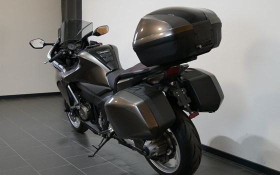 Gebrauchtmotorrad Honda VFR 1200 F - Bild 7