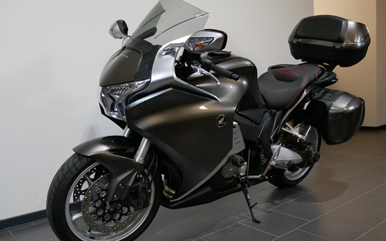 Gebrauchtmotorrad Honda VFR 1200 F - Bild 5