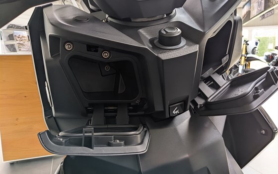 Neufahrzeug BMW C 400 X - Bild 5