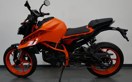 Gebrauchtmotorrad KTM 390 Duke - Bild 3