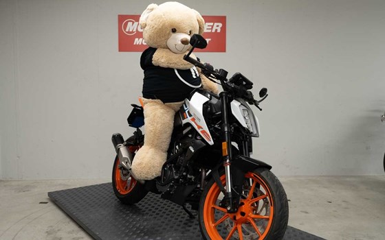 Motorrad Occasion KTM 125 Duke - Bild 1