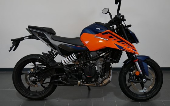Gebrauchtmotorrad KTM 125 Duke - Bild 2