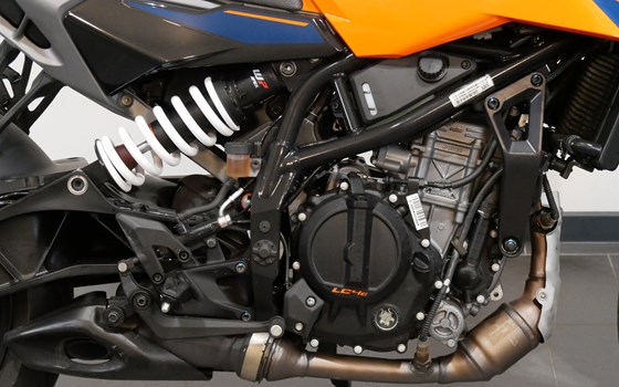 Gebrauchtmotorrad KTM 125 Duke - Bild 8