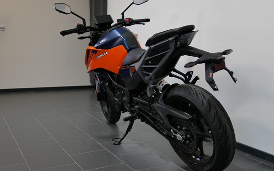 Gebrauchtmotorrad KTM 125 Duke - Bild 6