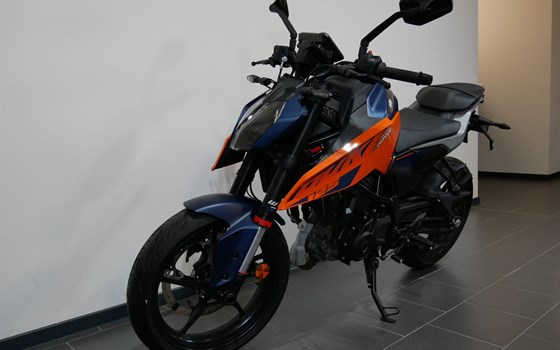 Gebrauchtmotorrad KTM 125 Duke - Bild 5