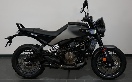 Gebrauchtmotorrad Husqvarna Svartpilen 401 - Bild 2