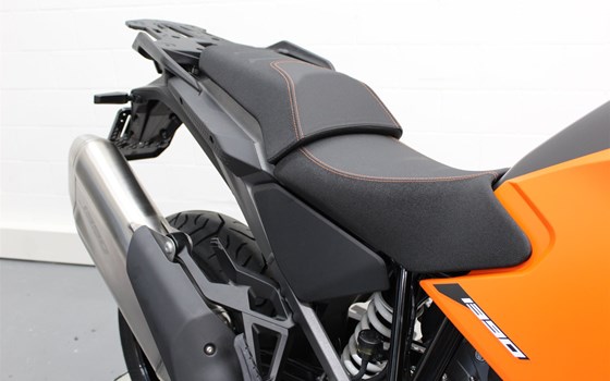 Neufahrzeug KTM 1390 Super Adventure S - Bild 8