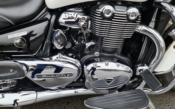 Gebrauchtmotorrad Triumph Thunderbird LT - Bild 6